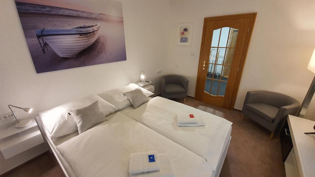 Apartment Pension Stark Františkovy Lázně Dış mekan fotoğraf